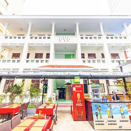 Oyo 381 Tuyet Mai Hotel На Транг Екстериор снимка