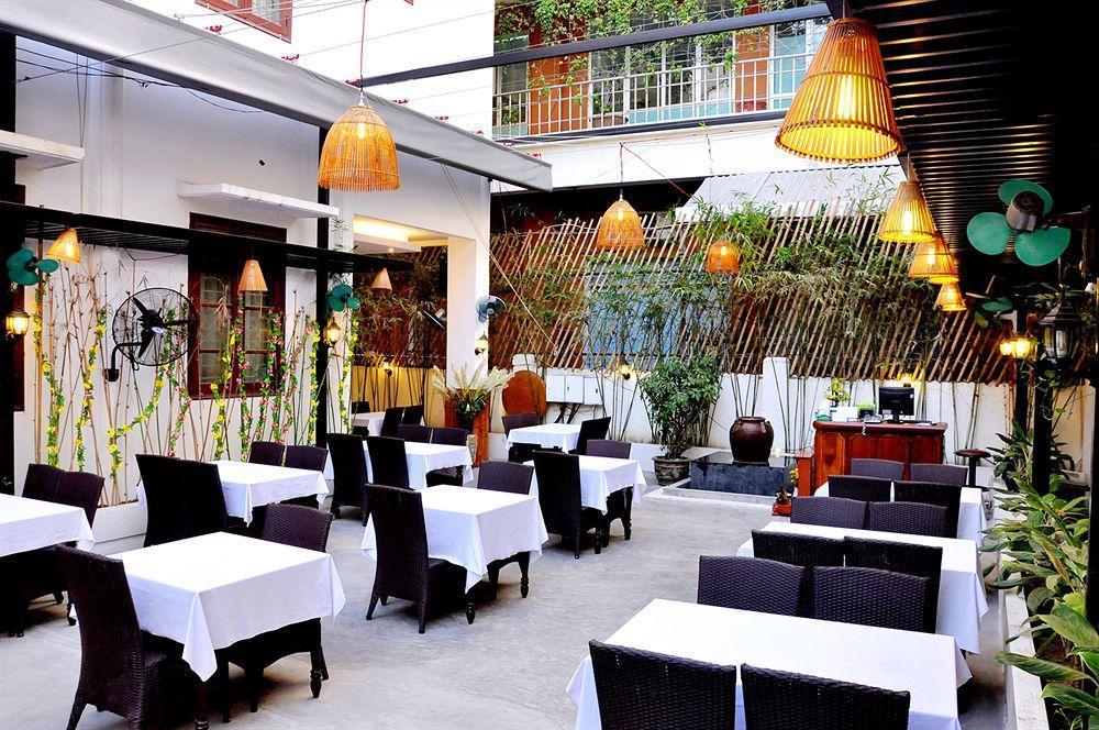 Oyo 381 Tuyet Mai Hotel На Транг Екстериор снимка